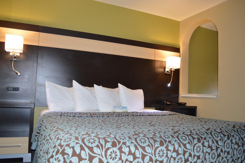 Days Inn By Wyndham Carlsbad Quarto foto