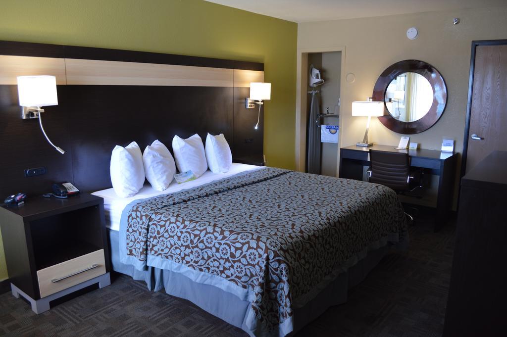 Days Inn By Wyndham Carlsbad Quarto foto